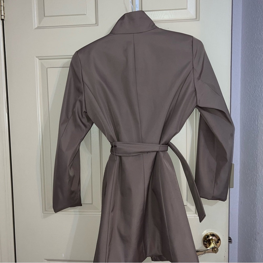 Beige/Brown Trenchcoat - Picture 4 of 8
